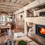 Gorska Osada Beautiful Chalet